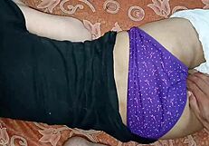 Soteli Bahin Aur Main Raat Ke Andhere Me