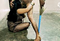 desi indian girl fucking boys with deepthroat