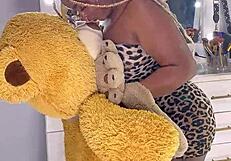 बेस्ट फ्रेंड की सौतेली बहन को गांड मारकर जोरदार चुदाई