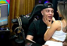 ruan caiu de boca na buceta da bianca demarchi no podcast ela gemeu muito de tesao - podcast pupum no barraco