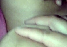 Tetona Latina Amateur Touches Herself in Hot Solo Action Scene!