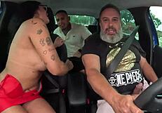 novinha with a huge ass and tits gets wild with two guys in a car ride! 😜