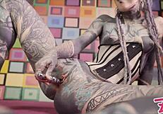 anal queen anuskatzz in corset, wanna see me play with metal toy and get ass fucked by huge dick ‘til i squirt?!