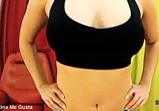 i got amazing big round ass cameltoe stretching