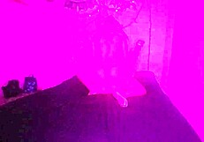 i lick her big pussy lips while she dives into my muff.