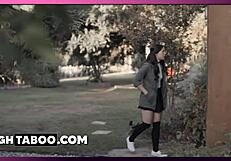 Why Did 19-Year-Old Teen Run Away From Home on Hightaboo Com?