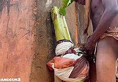 विलेज वॉरियर रैंच एडवेंचर्स में स्ट्रॉन्गर चैलेंजेस फेस करता है