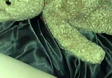 तेरी स्लट्टी एलीट टीन 18+ लड़की बीबीसी से गीली टाइट चूत चोदवाने को बेताब क्रीमपाई के लिए