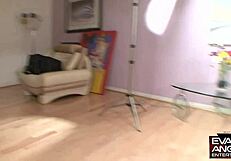 I love how these ghetto princesses have huge asses that squash men's faces in evasive angles compilation