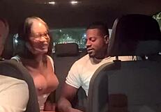 Japonesa casada sendo arrombada por neg�o dotado no carro enquanto o noivo corninho dirige e assiste tudo - lina nakamura - john coffee - asi�tica safada