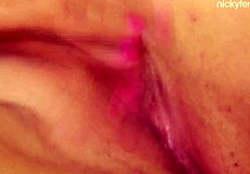 Nicky Ferrari - En Mi Viaje De Negocios Masturbandome Estoy Muy Caliente