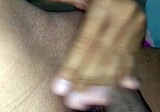 เสียวหีเมื่อถูกควยถูเม็ดแตดสาวสวย orgasm from tight pussy rubbing