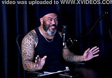 After vacation anxiety, she enters camera, shocked by man's ass and doll fetish!