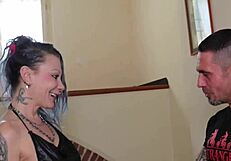 Amateur Milf Gets Bent Over for Doggystyle Pussy Lick