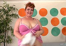 high speed machine fucks big plumper velma voodoo hard!