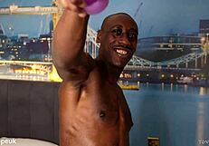 Valentina Bianco in tight interracial rope challenge