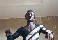 Kwameoppong65 Heating the Day with a Little 18+ Dance and Big Cock