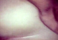 linda jovencita la ponen de perrito