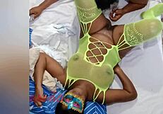 Hey, check this puta gozando no oral with cum in mouth and dripping on ass.