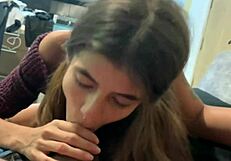 Hermanastro rubs coño panties creampie historia