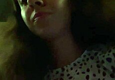 मैं सुशी बार टॉयलेट में डिक चूसती हूं