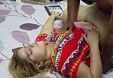 मोटी कोलंबियाई बेब्स हॉट अस फकिंग सौतेला भाई रूममेट