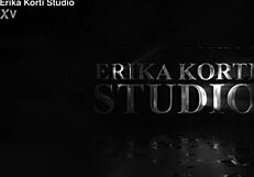 ब्यूटीफुल टीन 18+ वर्जिन बटरफ्लाई पांच बड़े कॉक्स से प्लेजर एक्सपीरियंस करती है, टाइट गैंड में डबल पेनेट्रेशन।