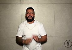 स्किनी लैटिना की बड़ी गांड चोदी, मेरी बॉल्स चाट जोर से?