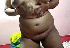 Amateur teen girl in village dirty talks 'fuck me fast' to friend