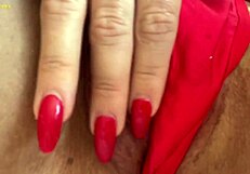 Plug No Cu E Dedo No Clitóris A Milf Goza Sozinha