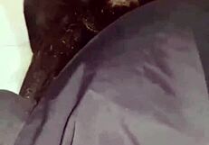 amoosinas cums on white ass in airport wc عموسینا میپاچه رو کون سفیده دختره