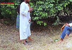 बीबीडब्ल्यू किंग्स वाइफ बुश में दो बड़े लंड पॉर्नस्टार से चोदी जाती है