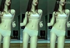 thai girl dances sexy on bigo live in thailand