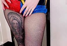 arielle aquinas as sexy harley quinn look-a-like