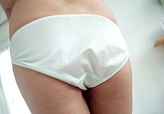 wakaba onoe smiles fresh with her 96cm h-cup breasts in season of green