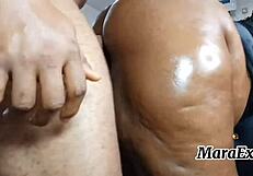 एबोनी बीबीडब्ल्यू मिल्फ बीबीसी स्टैंडिंग डॉगीस्टाइल बैकशॉट्स