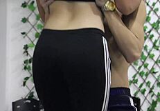 hermanastro pervertido enseña a su hermanastra latina a jugar billar para después follar su concha - porno en espanol