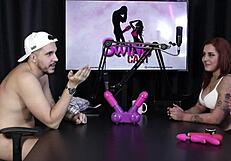 वाह! जर्क ऑफ गेम के बाद बिया रूयवा रसीली चूत दिखाती!