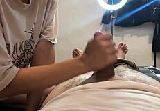 Tremenda cabalgata me da mi vecina por un favor de dinero me le vengo dentro