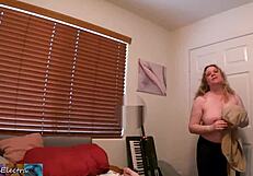 stepson gets his dick off in the morning and puts it in his stepmom