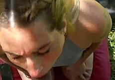 Si papi, te gusta que te de besitos asi y darme la lechita rica, verdad?