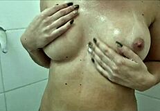 come take a bath with me