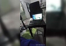 Homemade sex with cute 18-year-old girl 😍