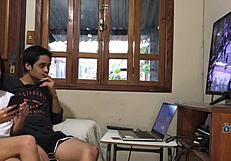 Woman lets him watch the game – can't stand it anymore