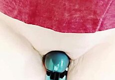 Maturemons Pussy Sliding