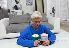 Wife in FREEUSE SPITE hosts OPEN INVITE to CATCH UP on LOST DICK TIME.