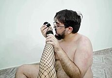 i'm such a footslave, loving her feet and giving footjobs all day