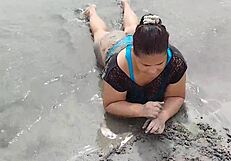 i saw this latina gordita with the biggest ass on the beach, wow!