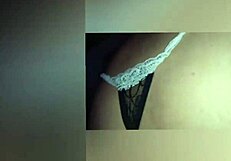 मेरी बीवी घर में लंड को जबरदस्त हिला रही है