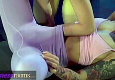 Lexi dona scissoring with lesbian in fitness room